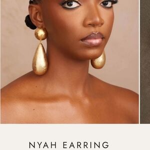 Khoi Gold Nyah Earrings, Size Small
